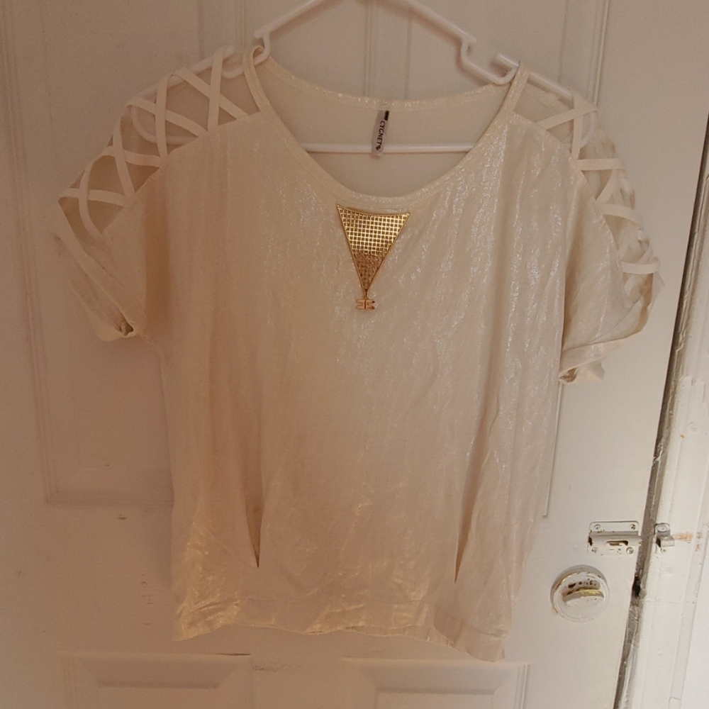 White Causal Shirt Tee